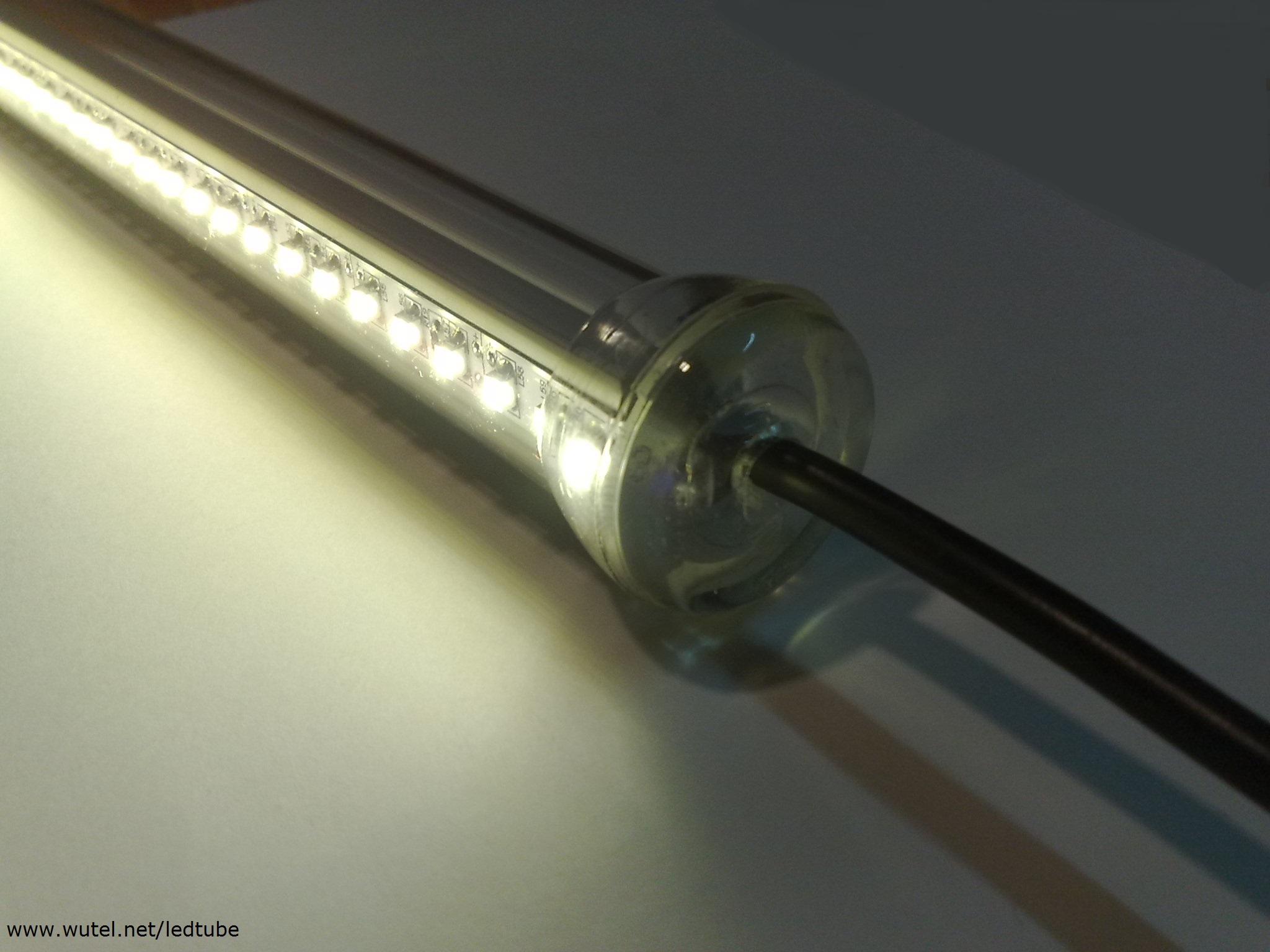tubo led