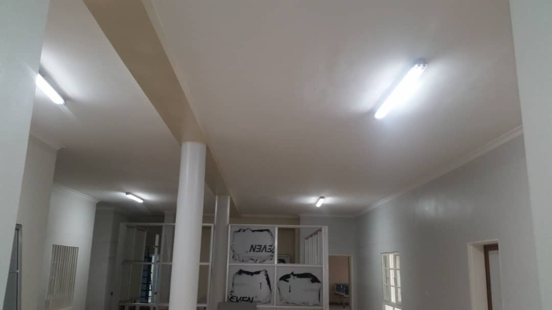 tubi led salone